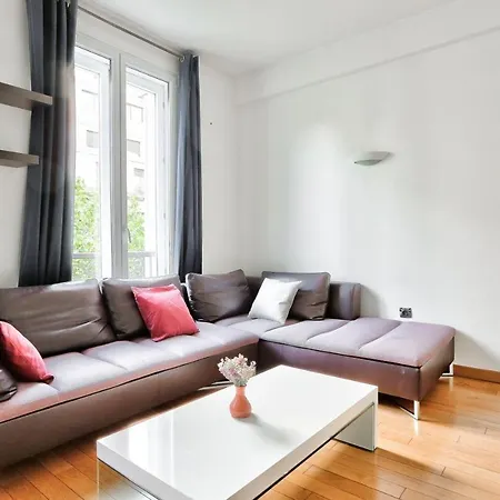 Quartier Champs-elysees 4 Free Netflix * باريس