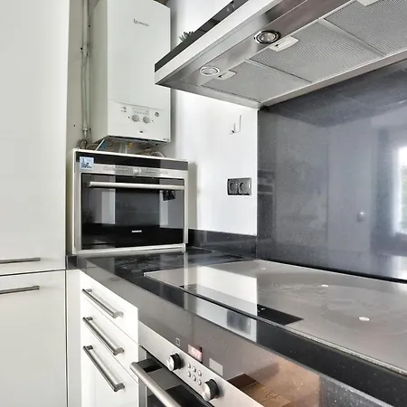 Quartier Champs-elysees 4 Free Netflix * باريس